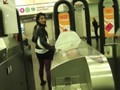 A 18 ans elle a prit le train de Vendée pour venir se faire dépuceler du cul ! (vidéo exclusive)